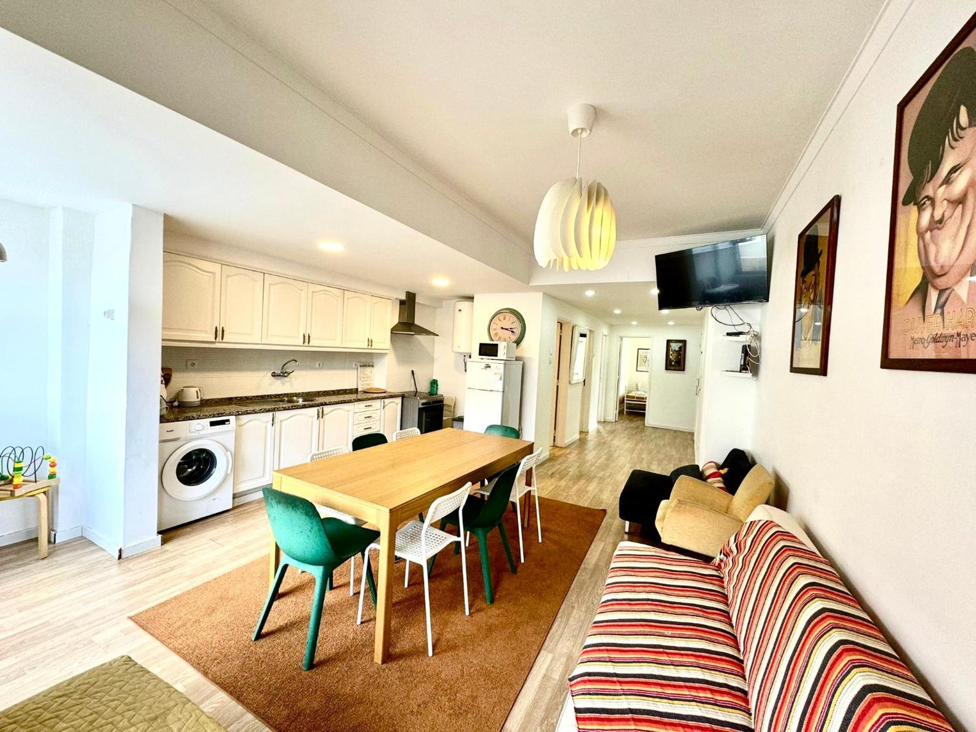 Almada Big Flat Next To Lisbon And Caparica Beach Екстер'єр фото